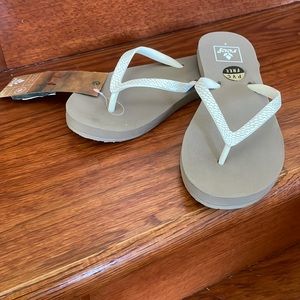 Women’s REEF Stargazer Flip Flops size:5